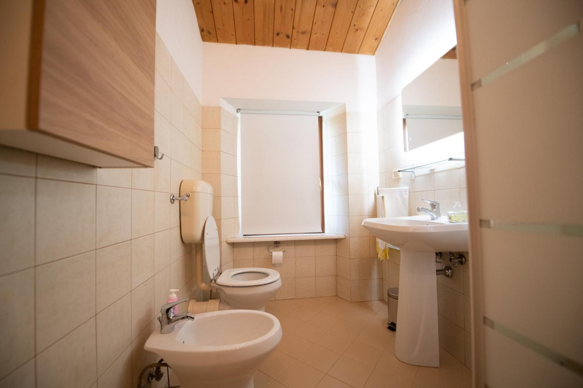 Affittacamere Casa Galie Comunanza Esterno foto