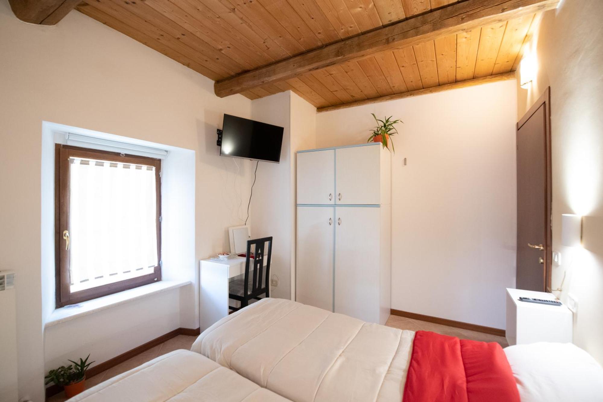 Affittacamere Casa Galie Comunanza Esterno foto