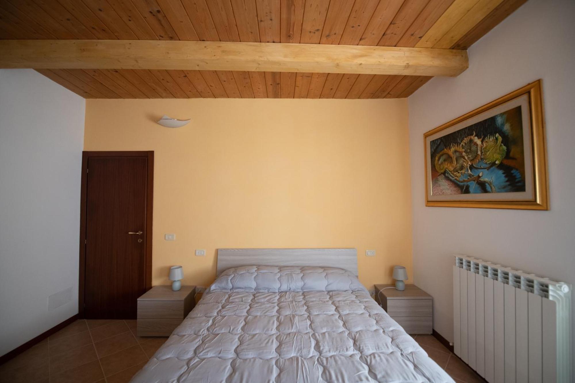 Affittacamere Casa Galie Comunanza Esterno foto