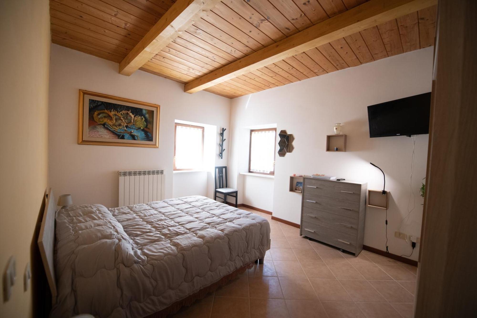 Affittacamere Casa Galie Comunanza Esterno foto